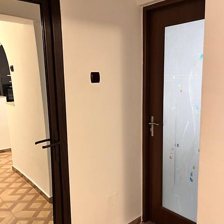Apartament Maria 1 Baile Herculane Bagian luar foto