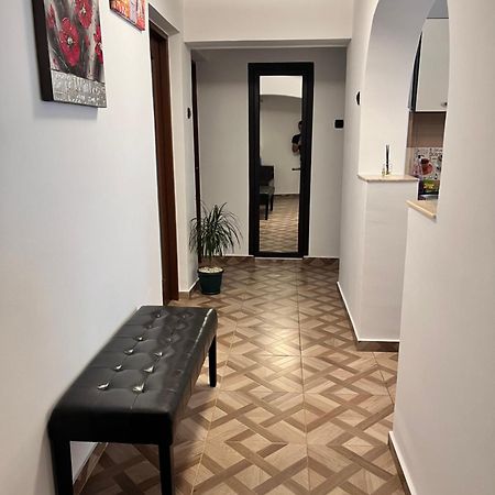 Apartament Maria 1 Baile Herculane Bagian luar foto